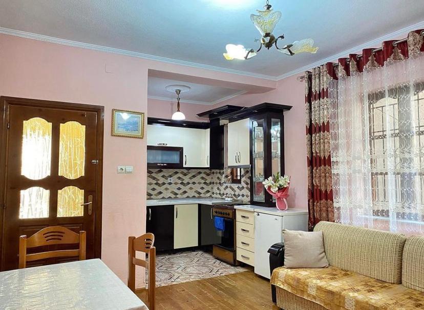 Roeli'S Guest House Pogradec Kültér fotó