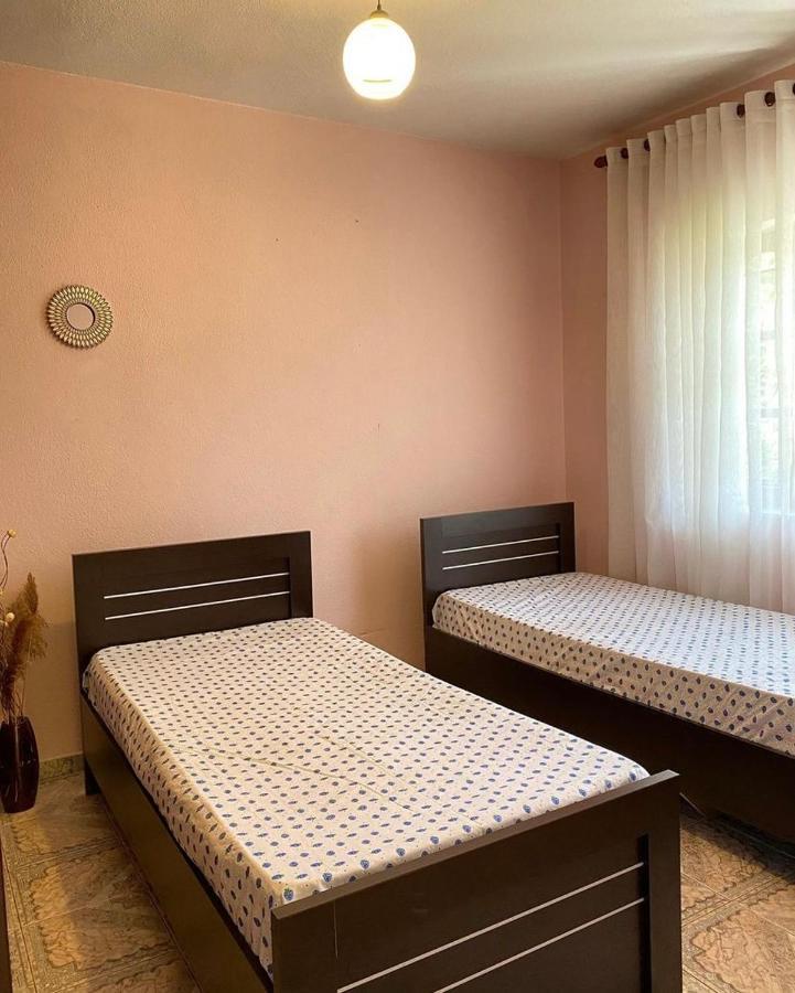 Roeli'S Guest House Pogradec Kültér fotó